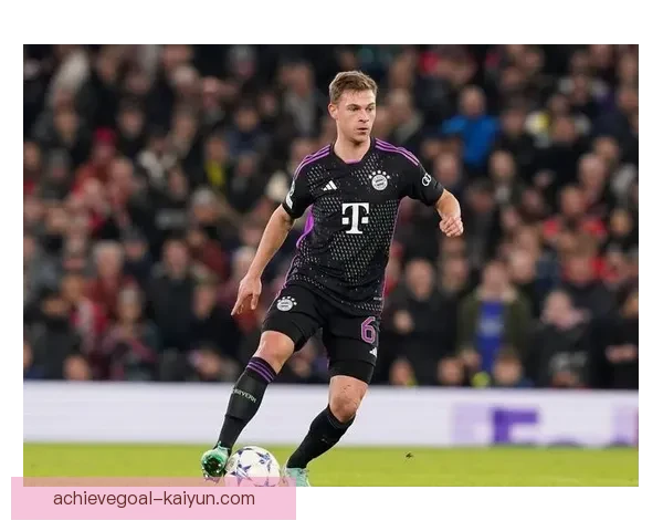 基米希在中场的表现稳健,关键传球与防守数据持续提升。 基米希在中场的表现稳健,关键传球与防守数据持续提升。